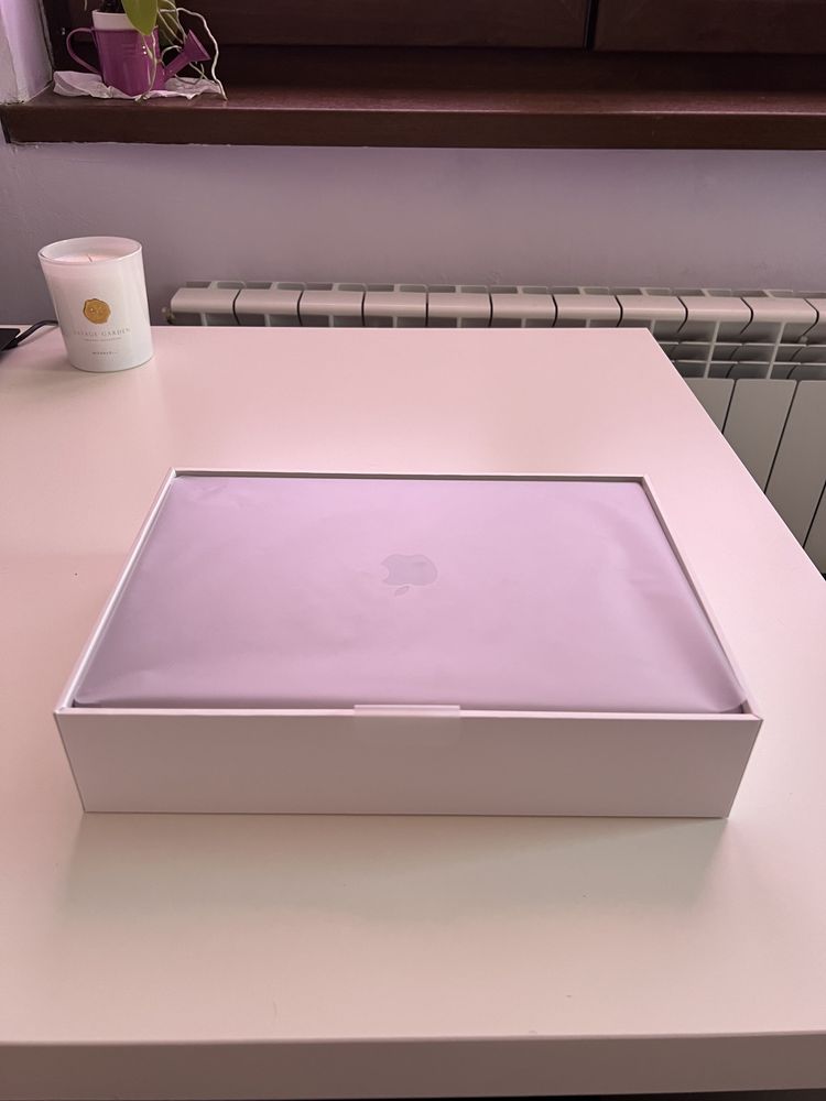 MacBook Air 13-inch 2018 (за части)
