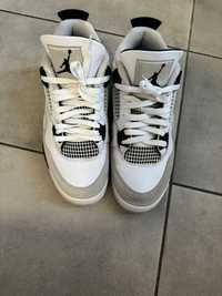 Jordan 4 Millitary Black originali