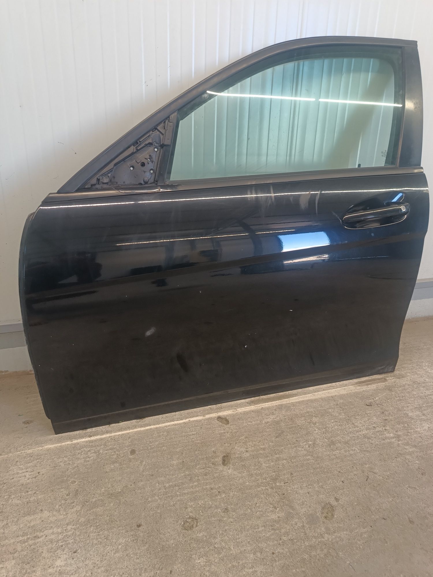 Ușa stânga față Mercedes-Benz C-Class W 204