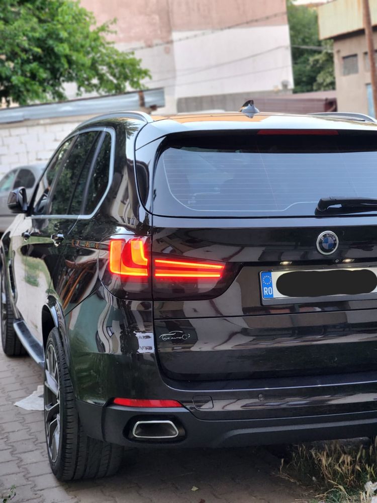 Vând sau schimb BMW X5 F15-2015-3.0D. Stare Impecabila