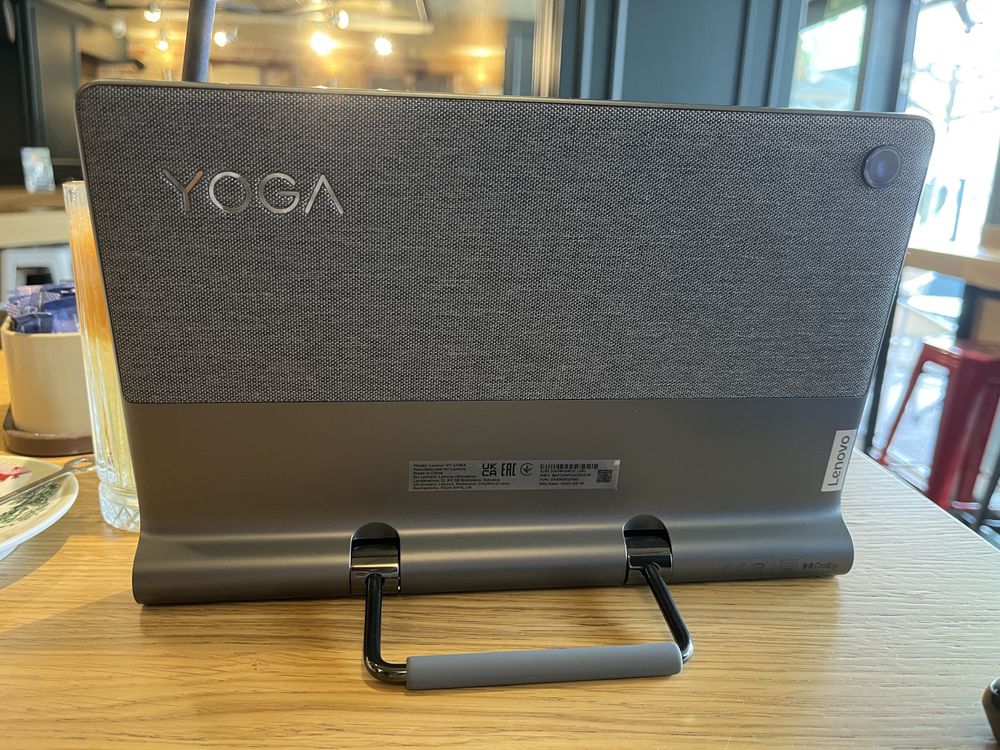 Таблет Lennovo Yoga tab 11