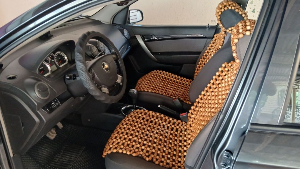 Продаётся Нексия 3 автомат.