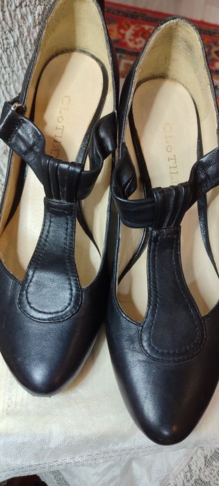Туфли кожаные , черные
