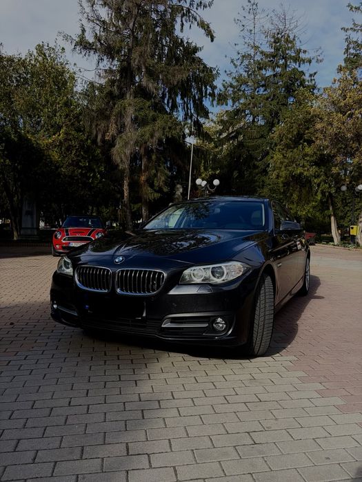 BMW seria 5 520D X-drive Luxury Line