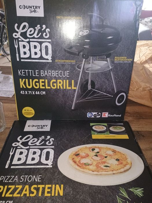 BBQ,Gratar rotund pe carbuni cu capac,roti