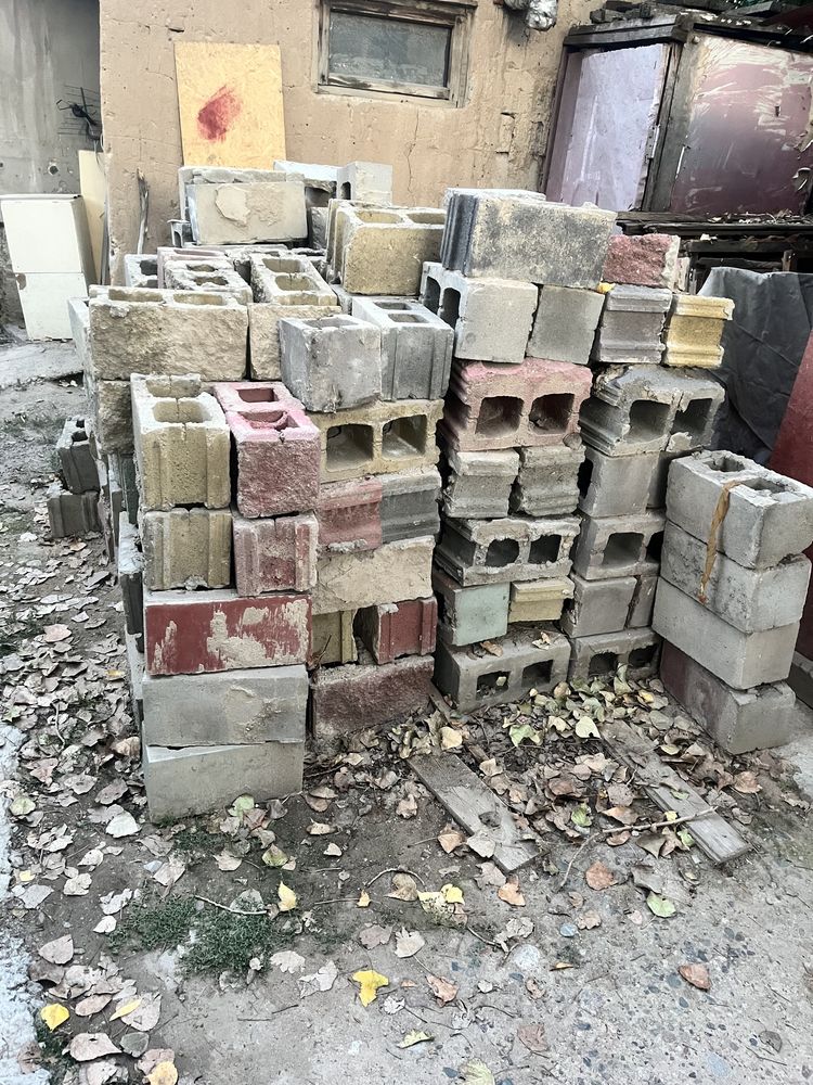 Рваный кирпич, Базис А