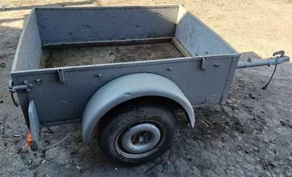 Ремарке за товарен автомобил