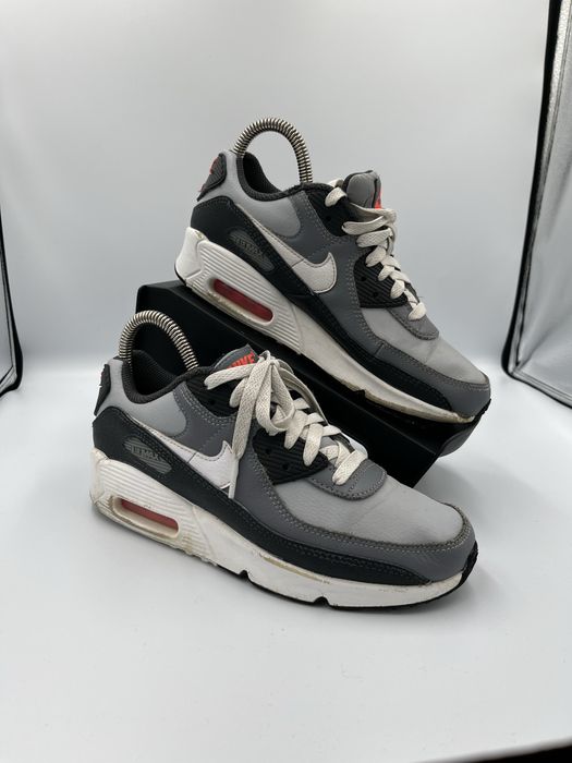 2 la pret de 1 nike air max
