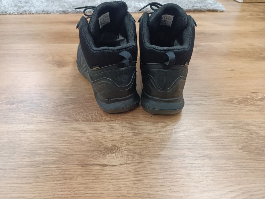 Adidas terex gore tex