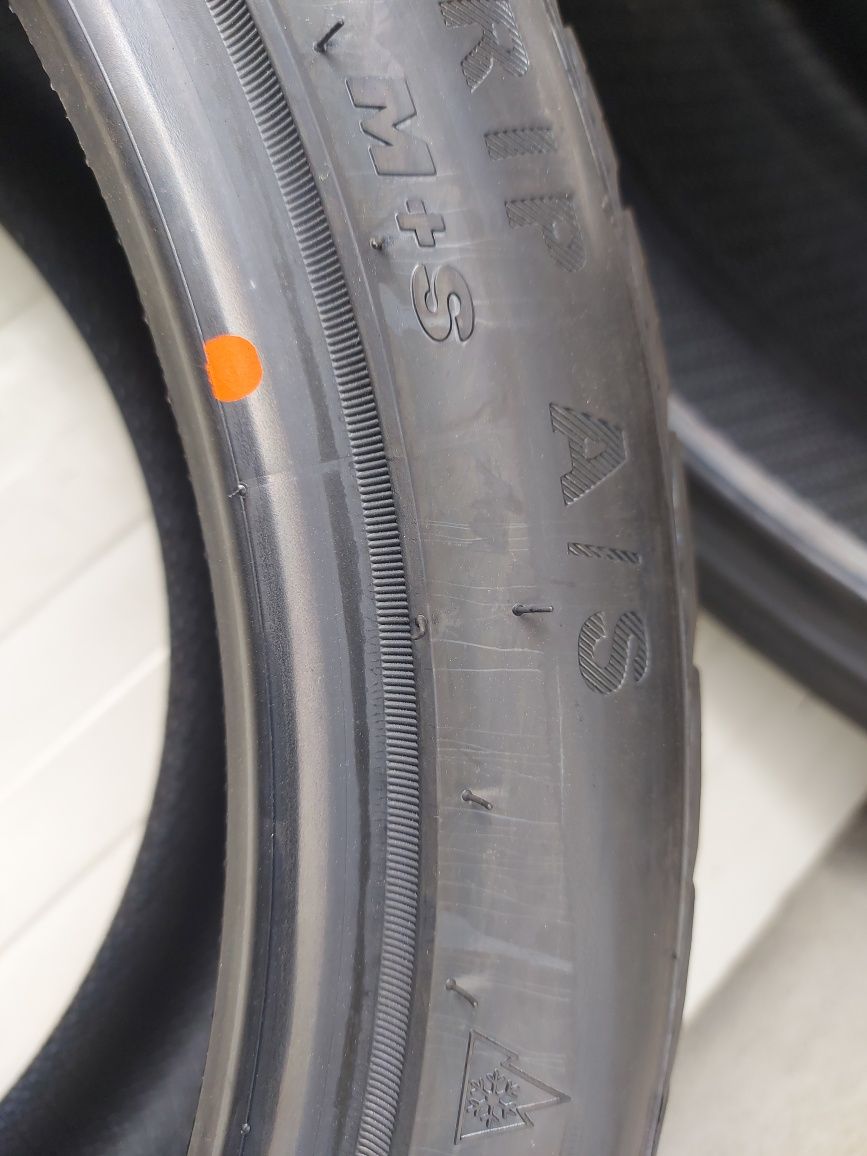 235/40 R18, 95W, GRIPMAX Suregrip, Anvelope All Season