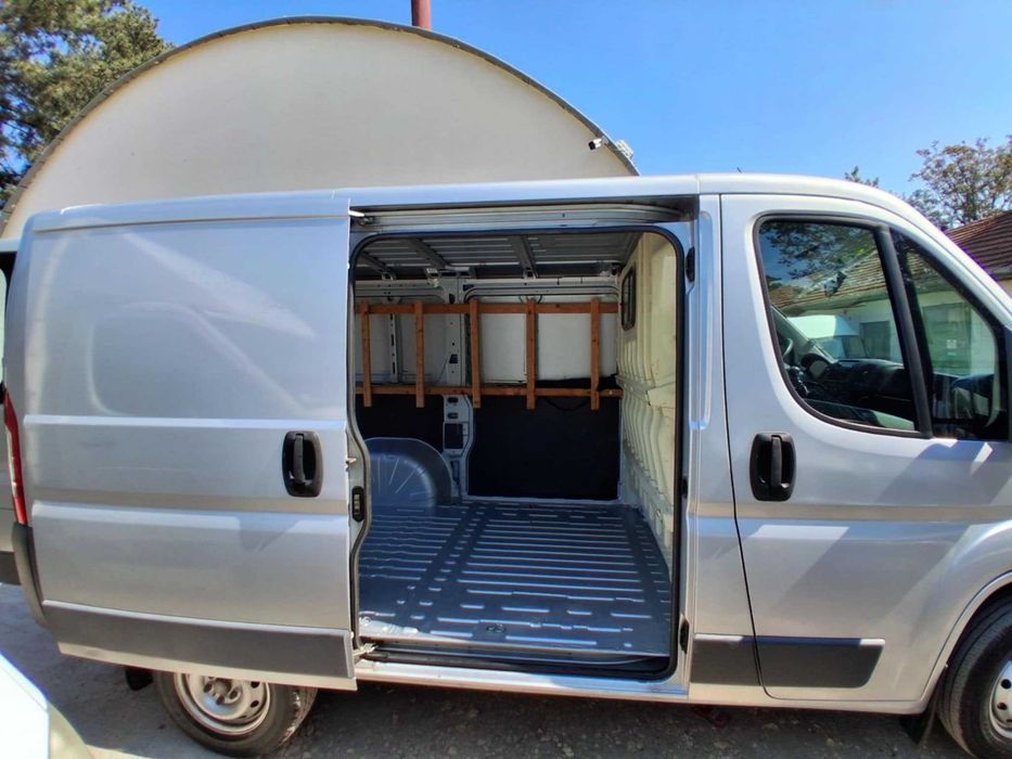 Транспортни услуги с бус Русе и региона