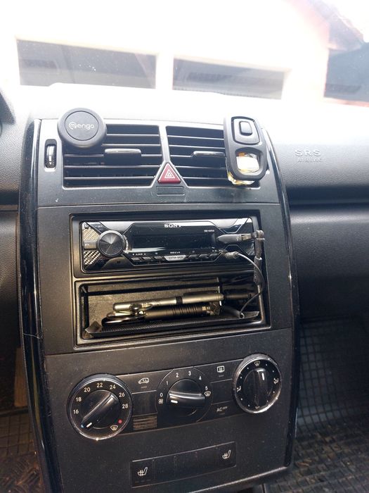 Vând Mercedes A-class W169