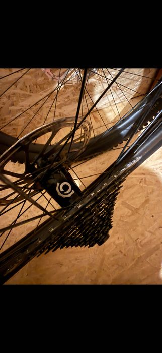 Roti Enduro Trail CARBON 29 Boost 12x148 15x110 Industry Nine