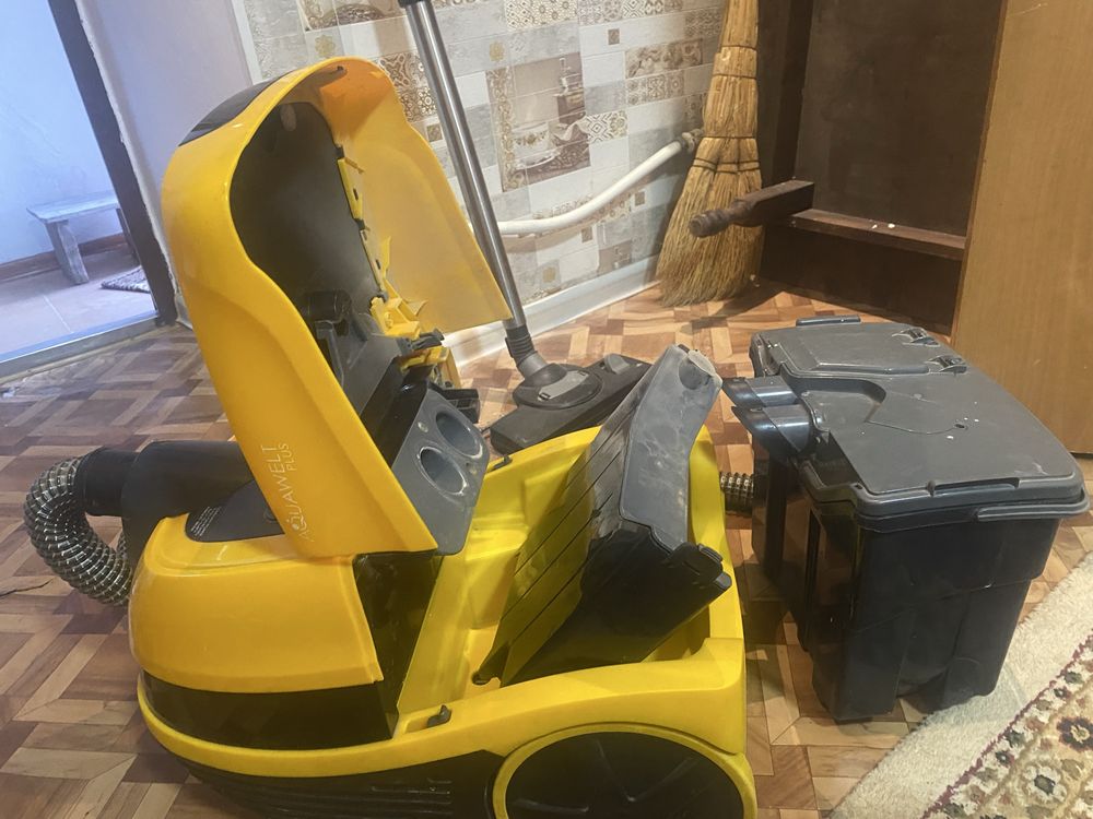 Срочно продам пылесос