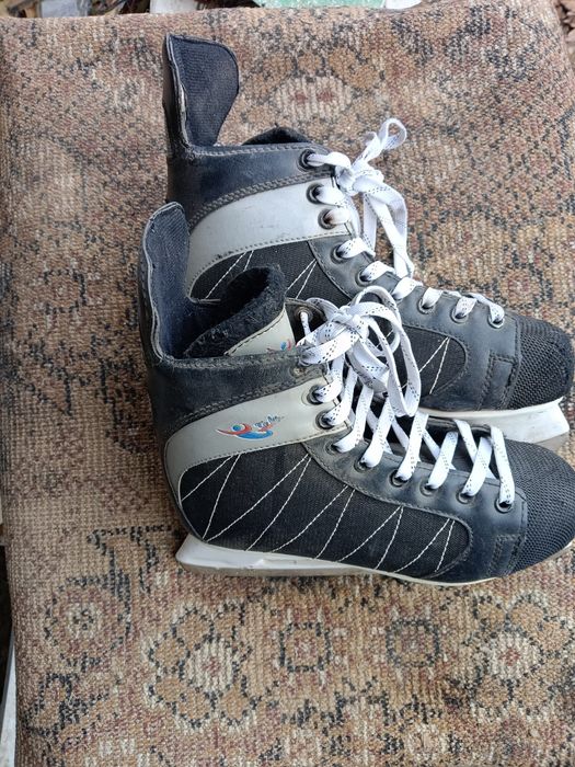 Продам Коньки Мужские