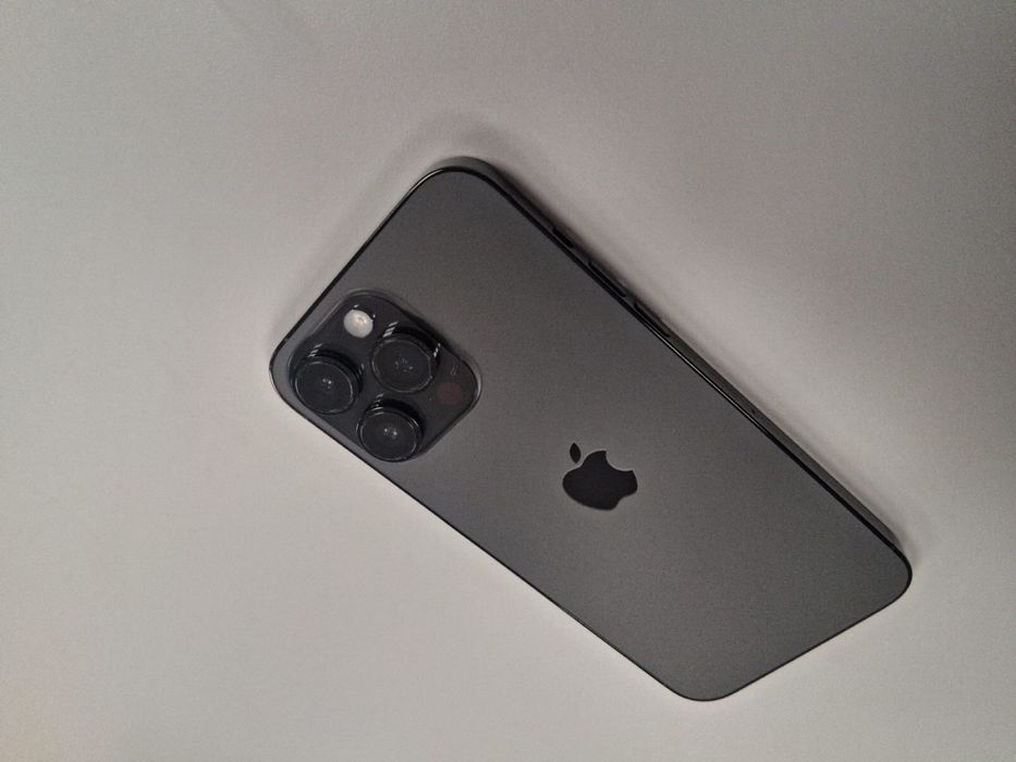 Vând iPhone 14 Pro Max