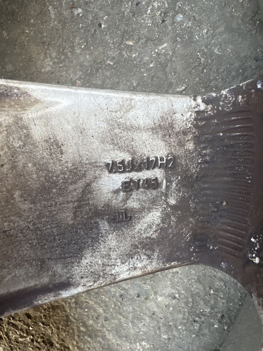 Jante originale Audi,cu cauciuri de vara 225/50/17