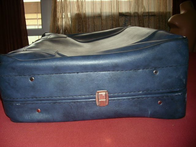 Куфар за път-кожен