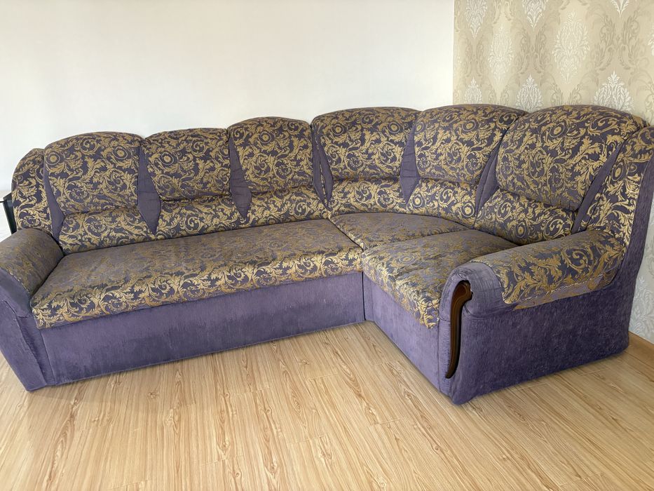 Продам диван дешево