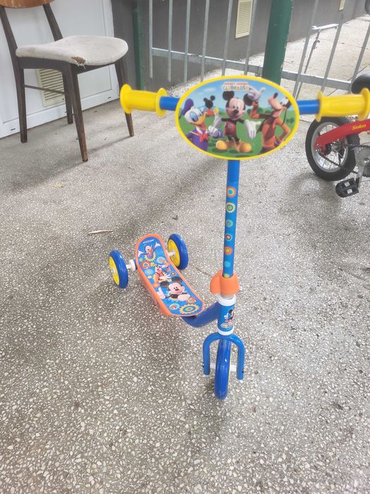 Trotinetă Mickey Mouse, 3 roți, ghidon reglabil