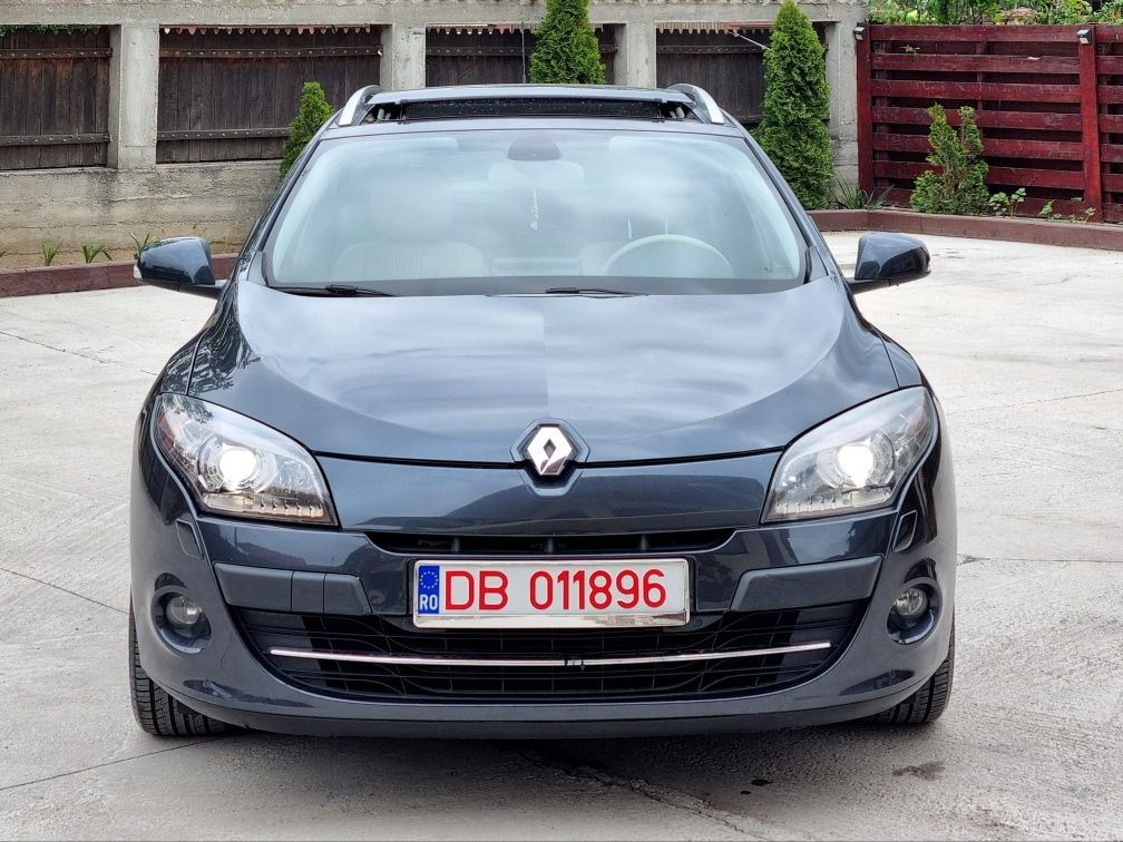 ***Renault Megane III//Euro 5//Panoramic//Bi-Xenon***