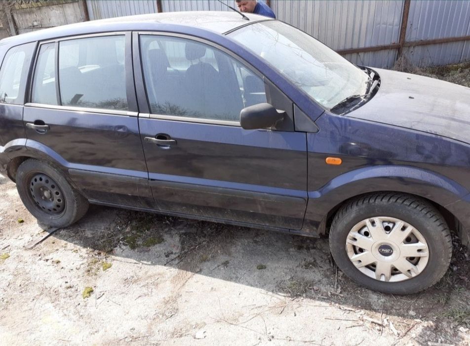 Dezmembre Ford Fusion 1.4 benzina/1.4 Diesel