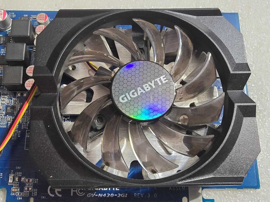 Placa video GIGABYTE GeForce GT 420 2GB GDDR3 128bit (GV-N420-2GI)