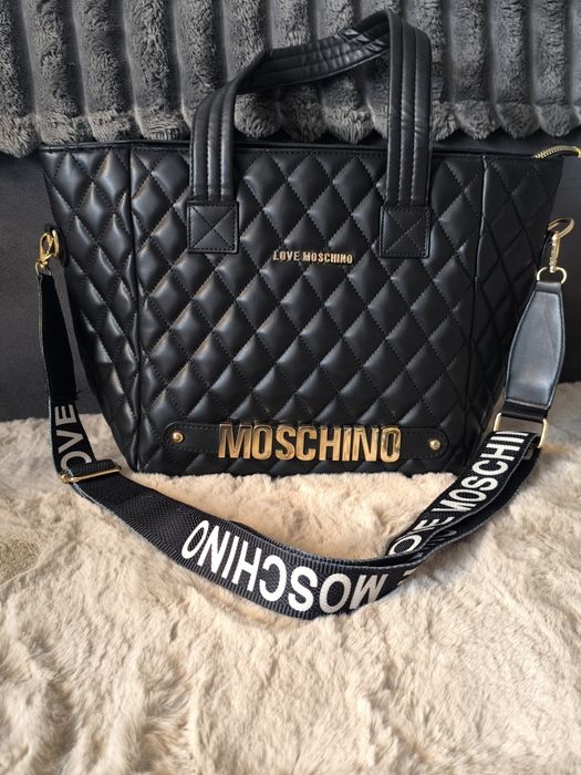 Geanta Moschino , Noua