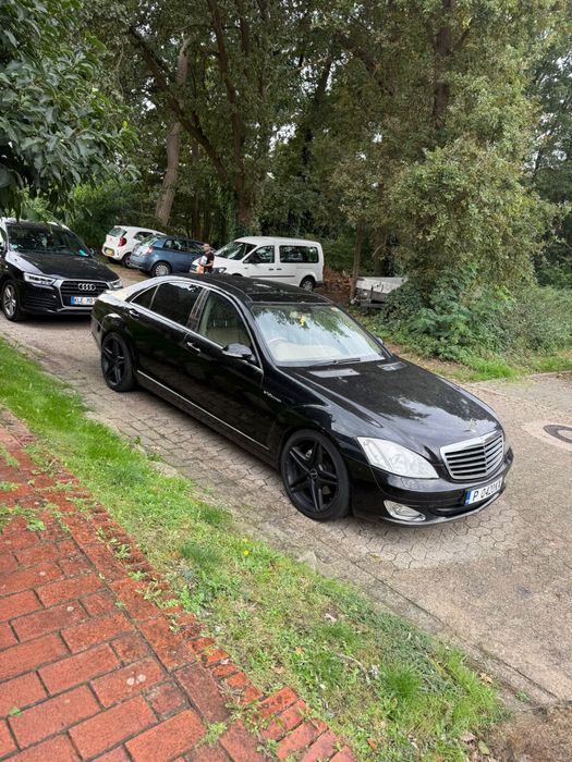 Mercedes S320  VOLAN DREAPTA