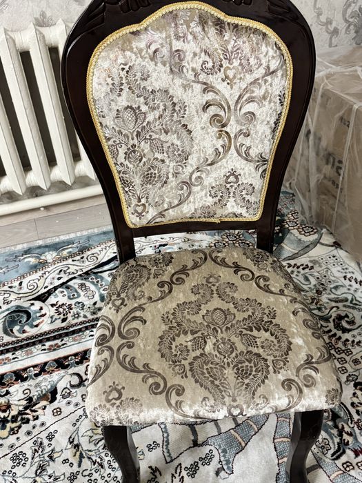 Продается стулья хорошом состояний