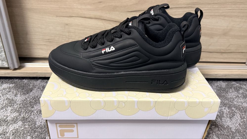 Adidasi Fila, noi cu eticheta.