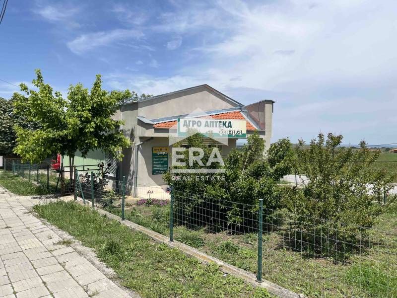 Дава се под наем Магазин в с. Стамболово, Област Хасково - 430 кв.м за 408 € - Снимка #6