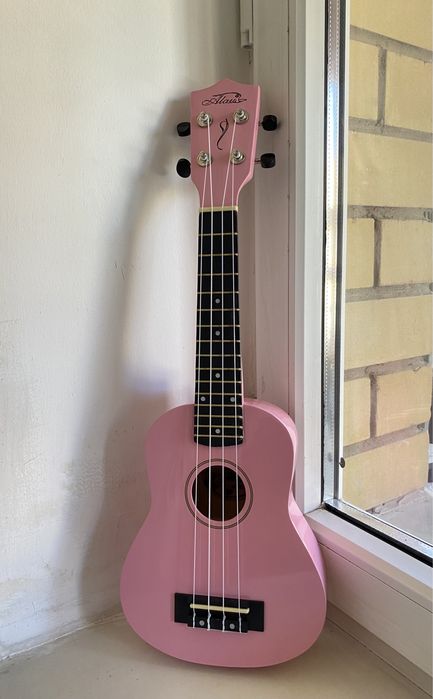 Укулеле музыкальный инструмент ALAU UK-21-PK розовый