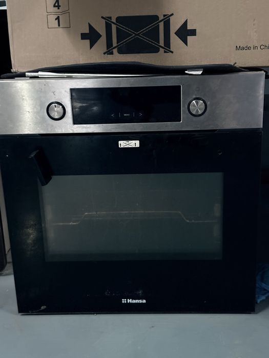 Срочно продам духовку от Hansa BOEI68441