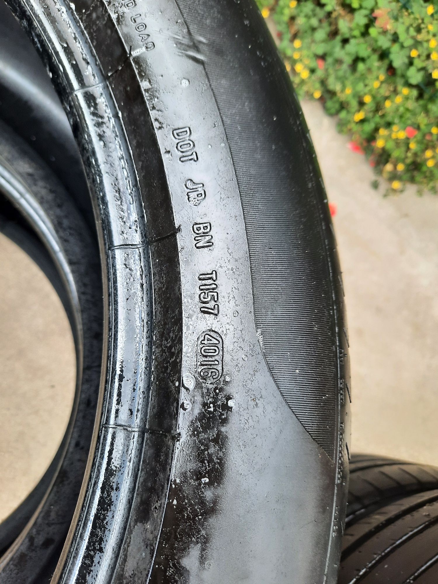 Anvelope de vara pirelli, 315/40/R21 si 275/45/R21, 500 lei