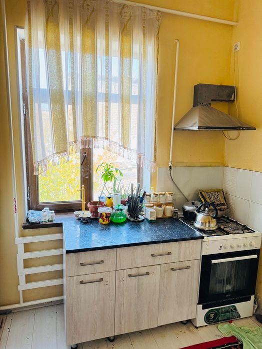 Ховли сотилади. Продаётся коттедж Кармана Бахор массиви