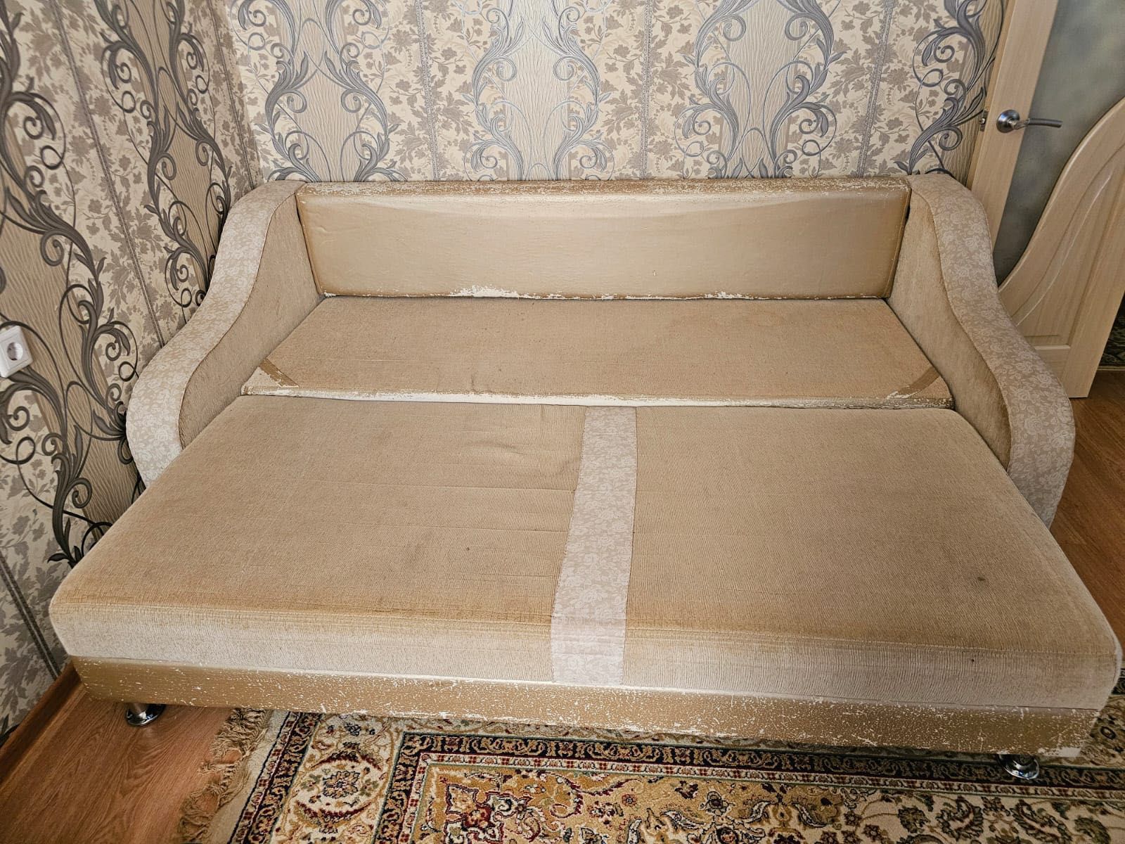 Продам диван б/у
