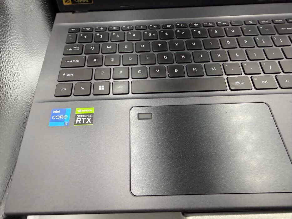 Laptop gaming Acer Aspire 7 i7-1260p, 16 GB DDR4, RTX 3050Ti