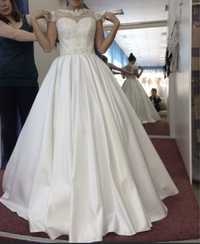 Продам свадебное платье  15.000тг