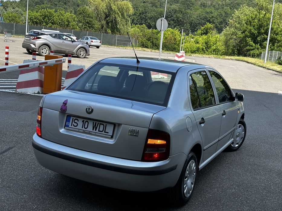 Skoda Fabia 2004 benzina 1.4 Mpi ! Impecabila