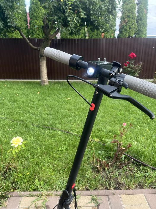Trotinetă electrică în stare foarte bună – 31 km/h!