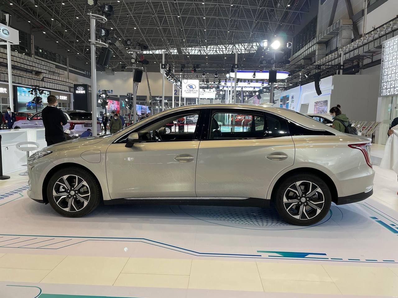 Hongqi EQM5 2024 | 15300$ | Naxtga | Perechislenie | Kredit |Nasiya