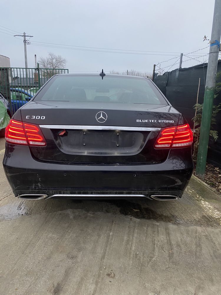 Bară față completă Mercedes W212 cu defect