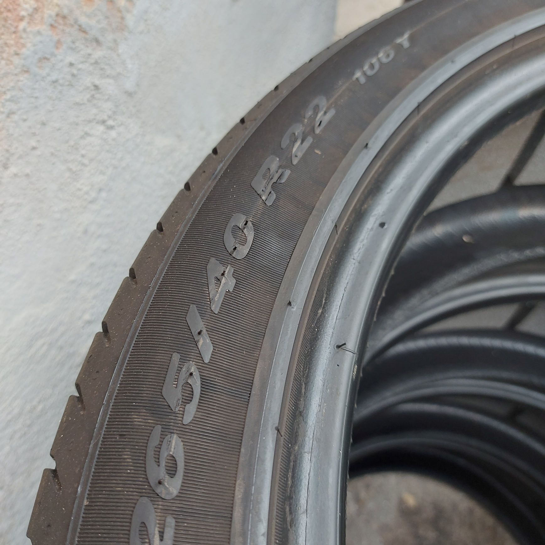 265/40/22"pirelli 4бр.гуми.