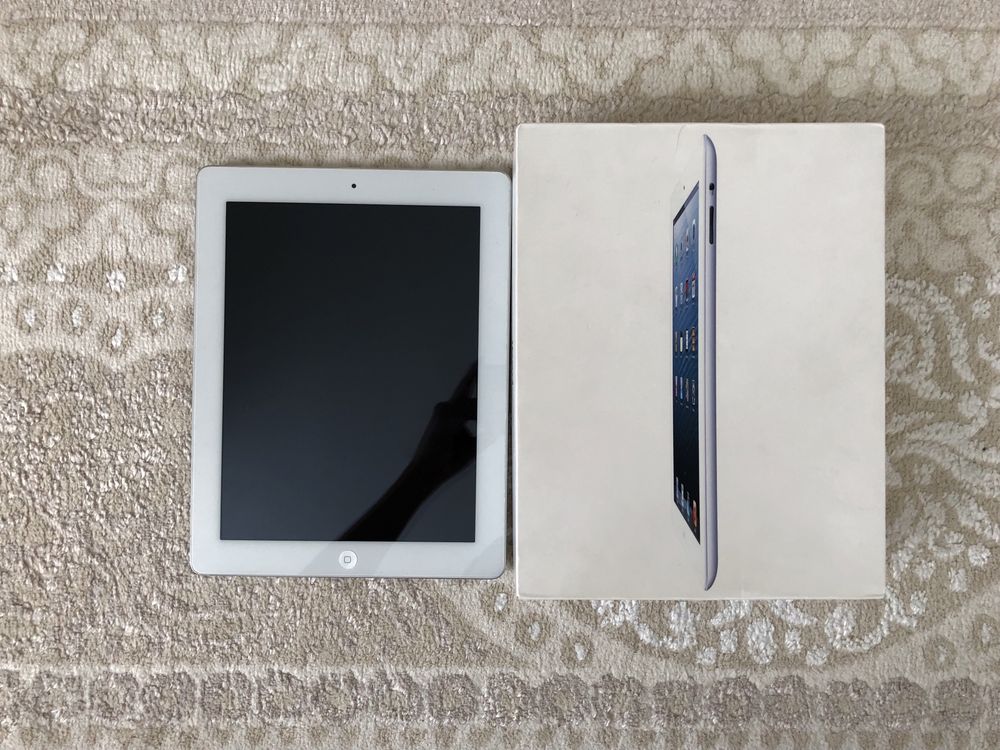 Продам ipad 4