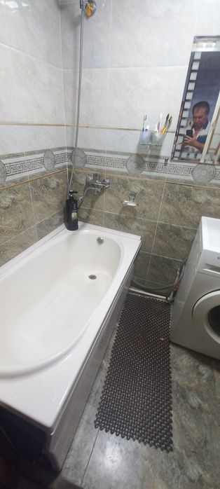 Прадаецая 2 комнатная квартира массив куйлюк 4