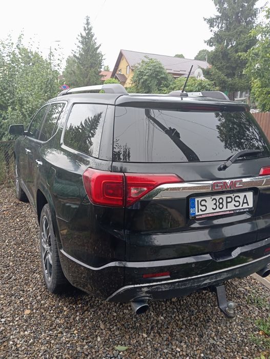 Vând urgent Jeep GMC cu 6 locuri în stare perfecta de funcționare