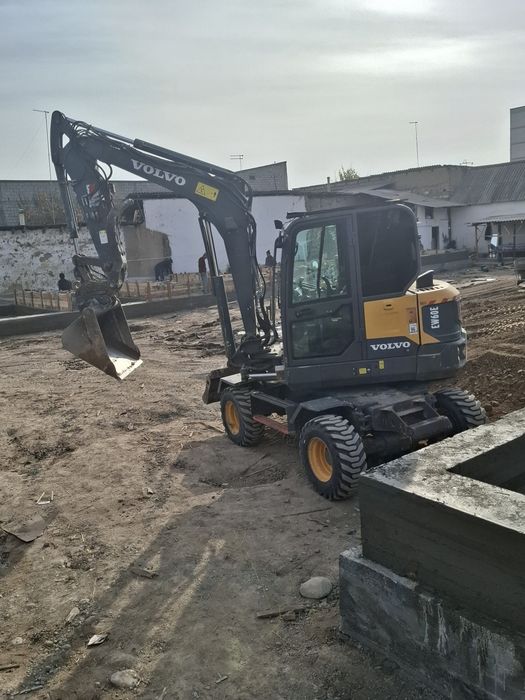 Ekskavatr 60 tali sotiladi. Volvo