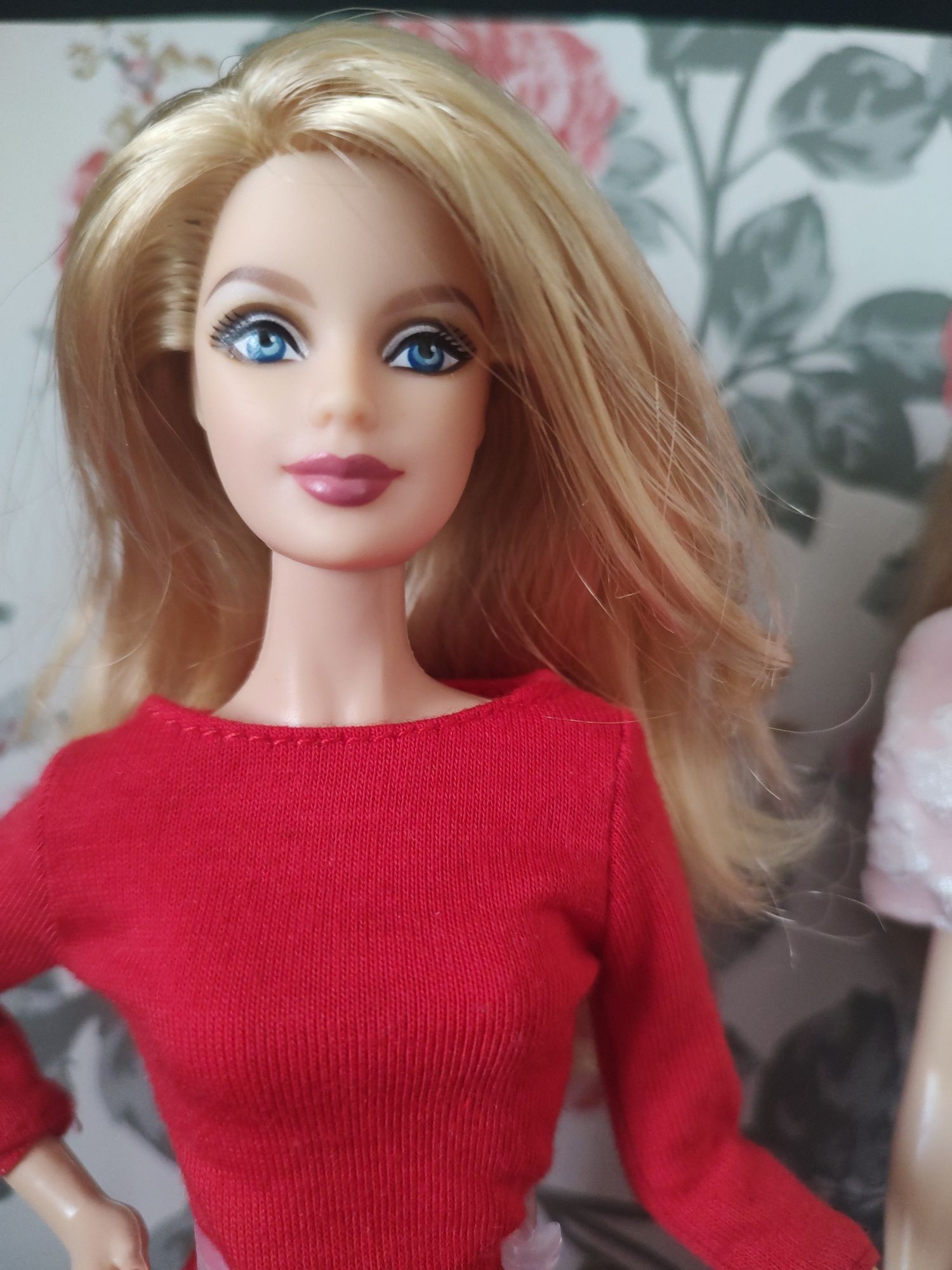 Barbie Holiday 2010 si 2015