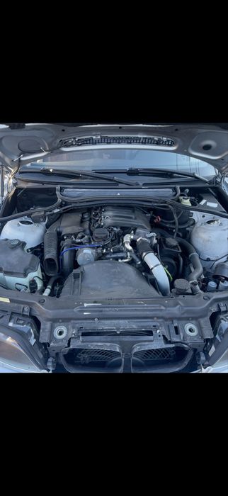 Vand sau dezmembrez motor bmw 2.0 150 de cai euro 3